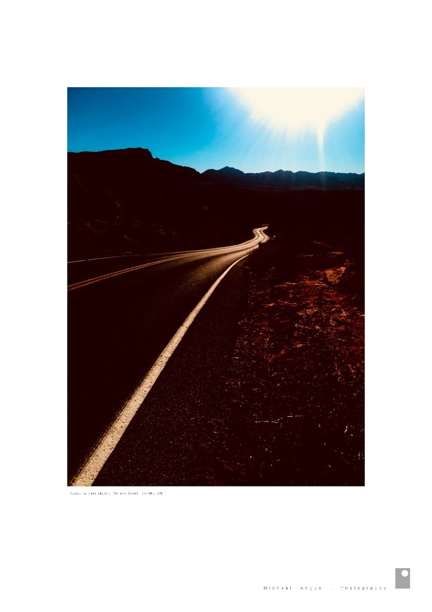 Valley of Fire Highway - Mojave Desert Nevada (USA)